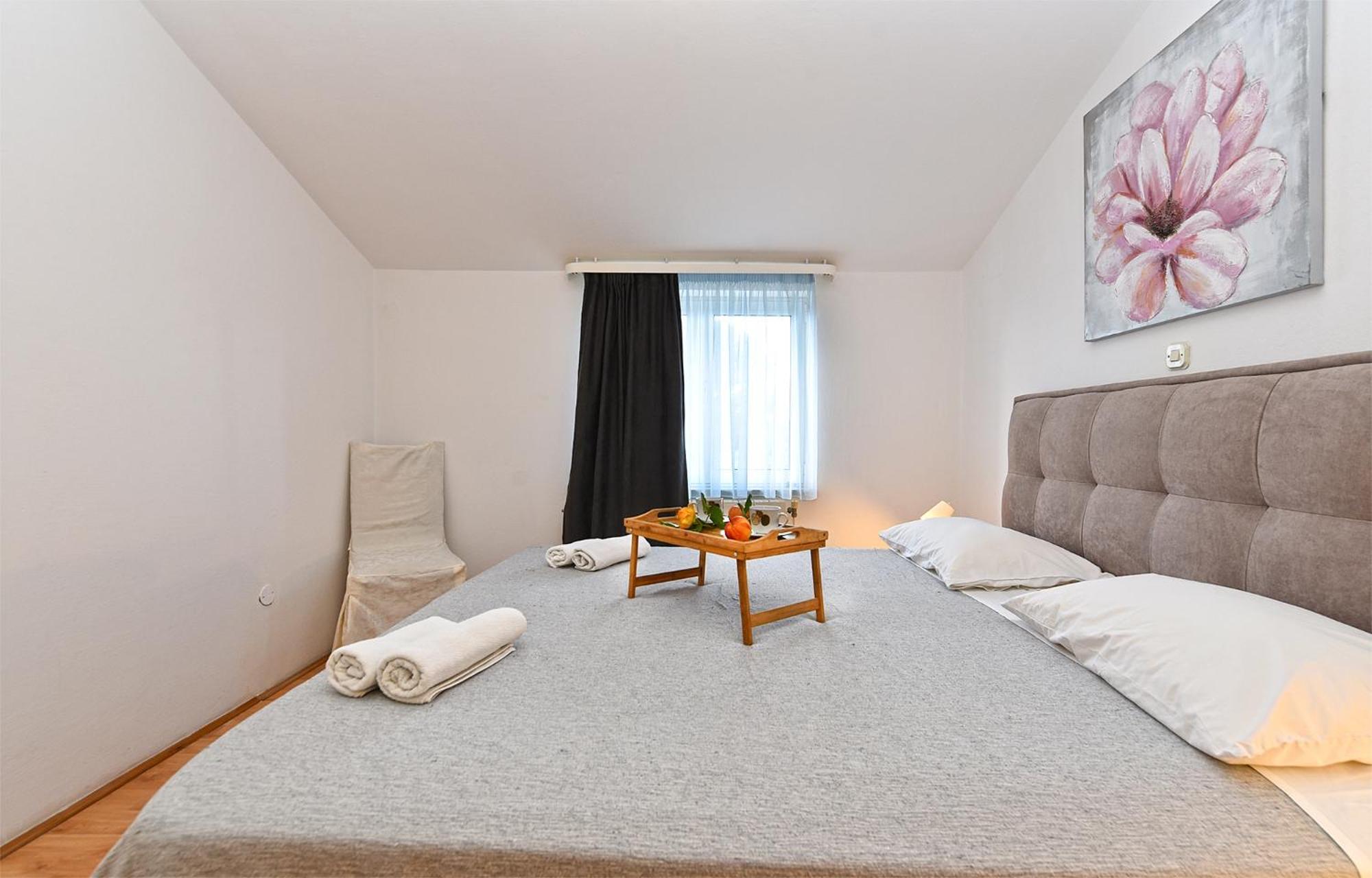 Apartments Biskupije 810 Медулин Экстерьер фото